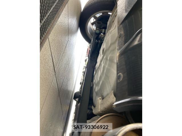 Nissan NOTE 2016-01 8367870-7