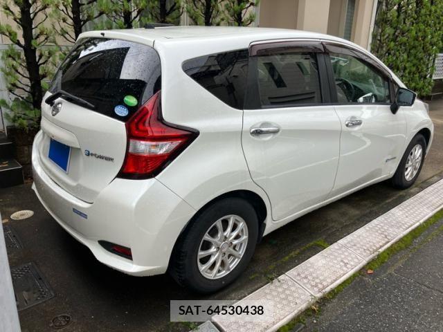 Nissan NOTE 2017-08 8367865-4