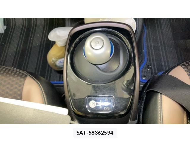 Nissan NOTE 2017-05 8367871-17
