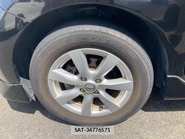 Nissan NOTE 2013-07 8367896-9