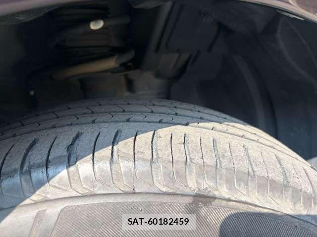 Nissan NOTE 2013-06 8367880-13
