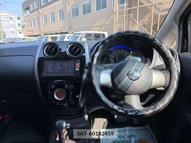 Nissan NOTE 2013-06 8367880-15
