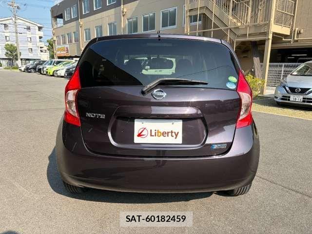 Nissan NOTE 2013-06 8367880-17