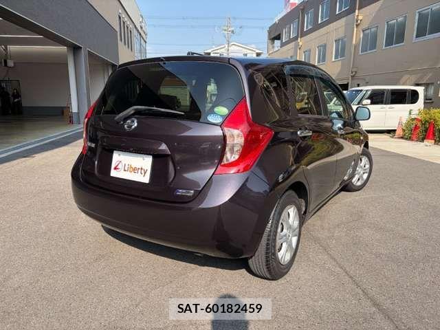 Nissan NOTE 2013-06 8367880-7
