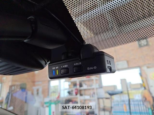 Nissan NOTE 2019-08 8367839-19