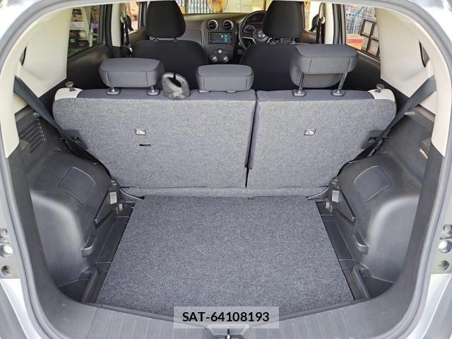 Nissan NOTE 2019-08 8367839-24