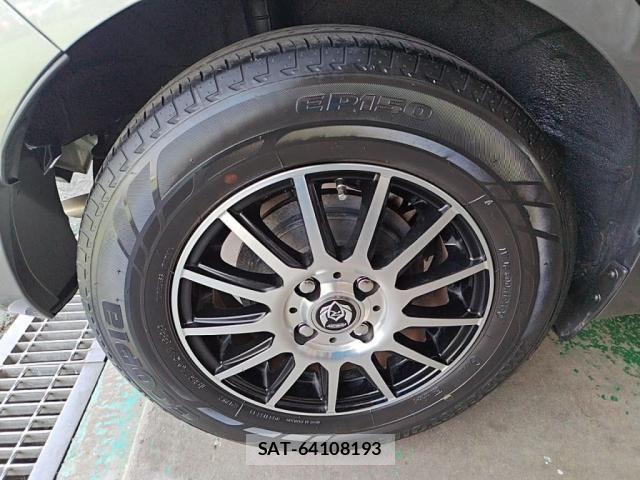 Nissan NOTE 2019-08 8367839-27