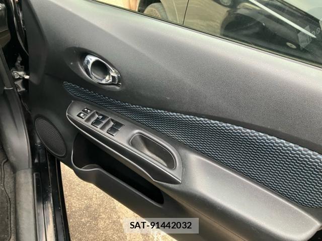 Nissan NOTE 2013-11 8367900-18