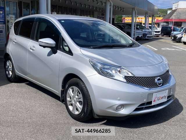 Nissan NOTE 2015-01 8367862-11