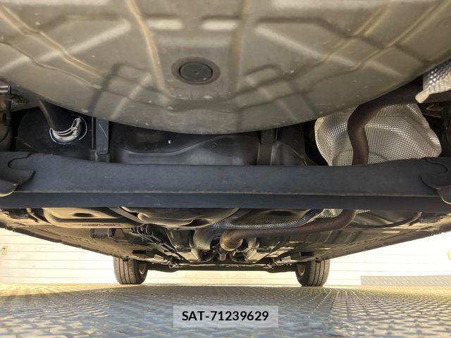 Nissan NOTE 2019-05 8367843-18