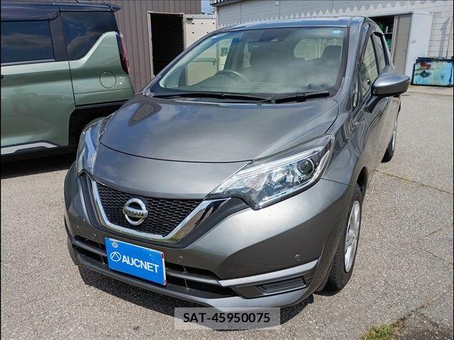 Nissan NOTE 2018-01 8367860-0