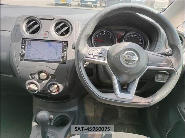 Nissan NOTE 2018-01 8367860-3