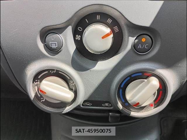 Nissan NOTE 2018-01 8367860-6