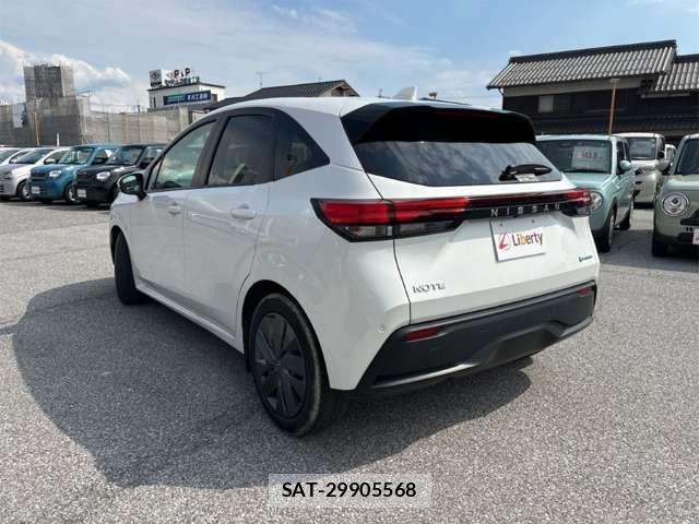 Nissan NOTE 2023-06 8367828-9