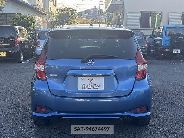 Nissan NOTE 2018-04 8367873-15