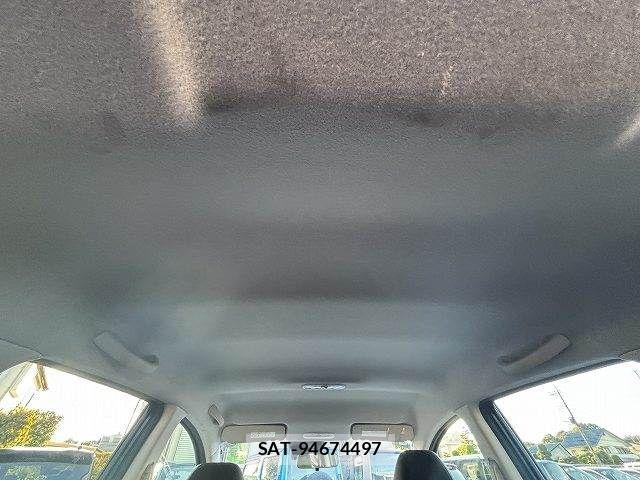 Nissan NOTE 2018-04 8367873-27