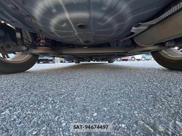 Nissan NOTE 2018-04 8367873-29