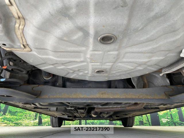 Nissan NOTE 2013-11 8367859-18