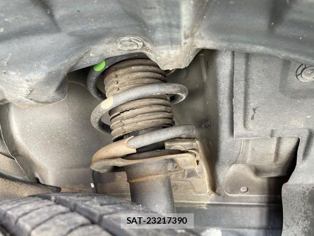 Nissan NOTE 2013-11 8367859-19