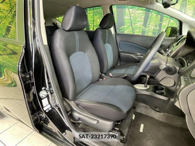 Nissan NOTE 2013-11 8367859-7