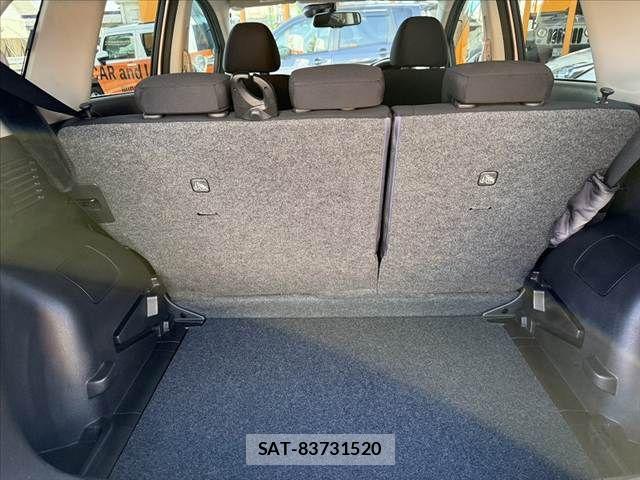 Nissan NOTE 2015-02 8367874-18