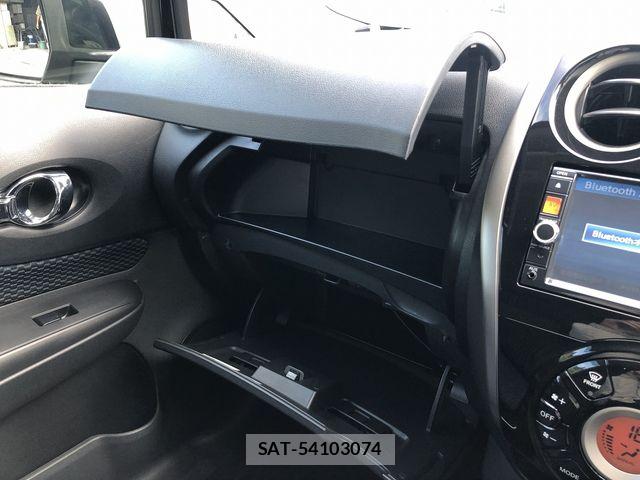 Nissan NOTE 2013-09 8367872-27