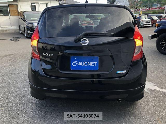 Nissan NOTE 2013-09 8367872-5