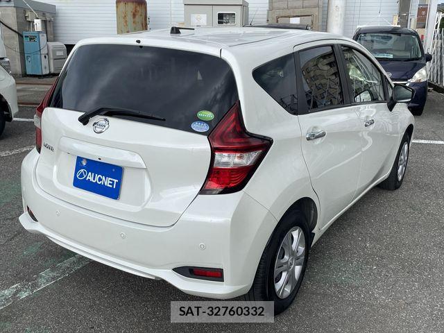 Nissan NOTE 2017-08 8367863-4