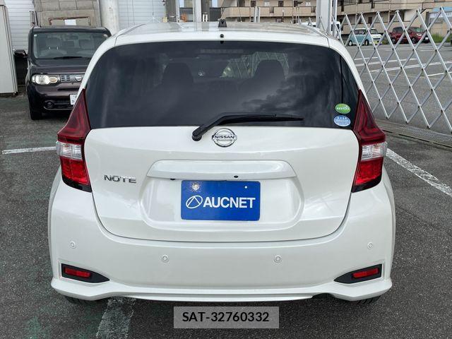 Nissan NOTE 2017-08 8367863-5