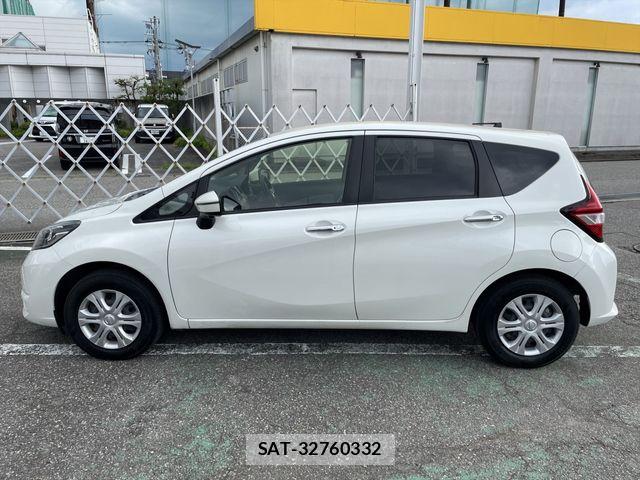 Nissan NOTE 2017-08 8367863-7