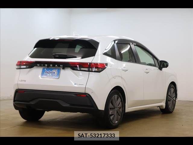 Nissan NOTE 2022-10 8367825-18