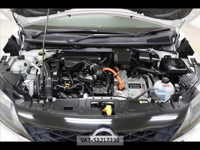 Nissan NOTE 2022-10 8367825-24