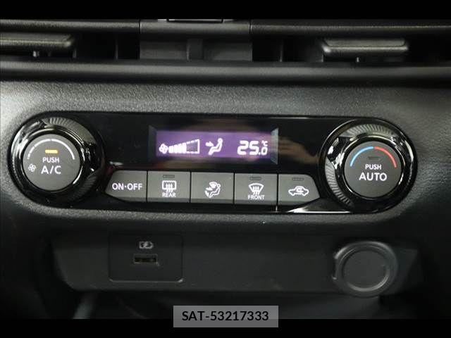 Nissan NOTE 2022-10 8367825-7