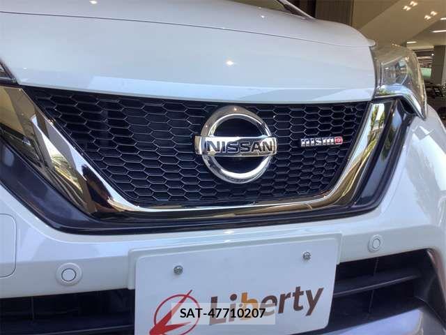 Nissan NOTE 2017-03 8367832-17