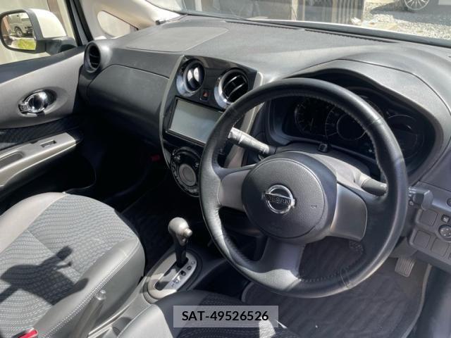 Nissan NOTE 2013-09 8367891-9