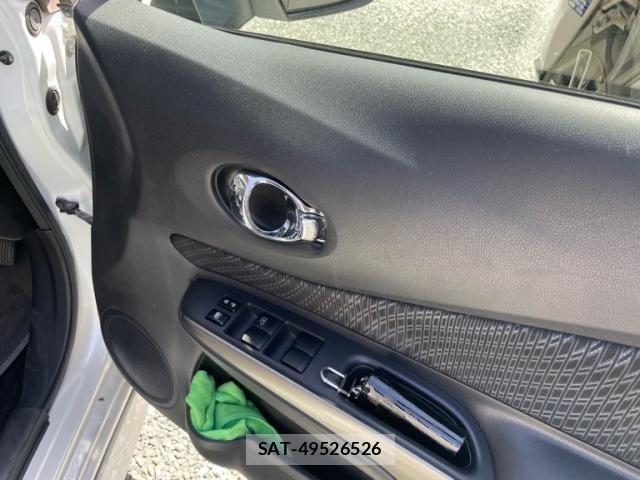 Nissan NOTE 2013-09 8367891-11
