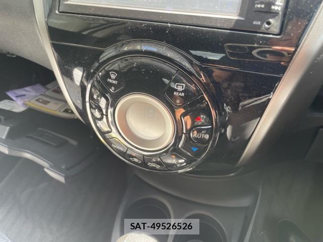 Nissan NOTE 2013-09 8367891-21