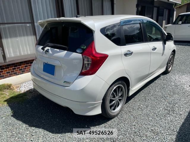 Nissan NOTE 2013-09 8367891-2