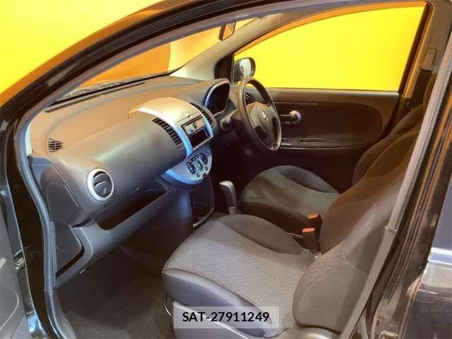 Nissan NOTE 2010-06 8367883-11