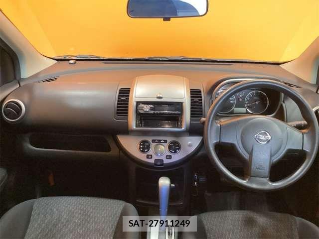 Nissan NOTE 2010-06 8367883-16