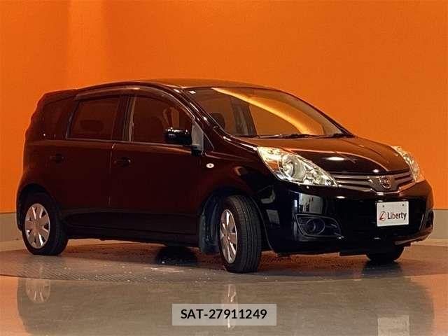 Nissan NOTE 2010-06 8367883-5