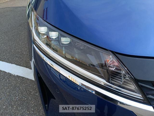 Nissan NOTE 2022-04 8367835-3