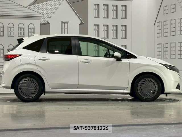 Nissan NOTE 2024-03 8367830-9
