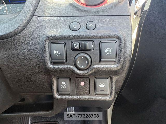 Nissan NOTE 2018-05 8367833-19