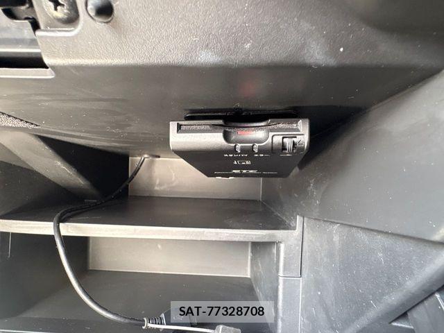 Nissan NOTE 2018-05 8367833-20