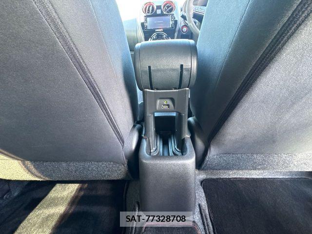 Nissan NOTE 2018-05 8367833-21