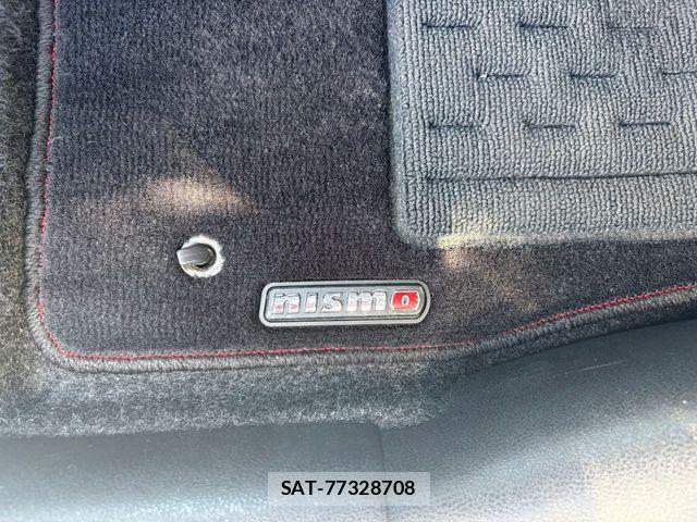 Nissan NOTE 2018-05 8367833-23