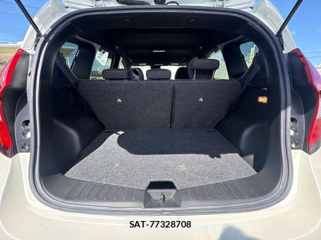 Nissan NOTE 2018-05 8367833-5