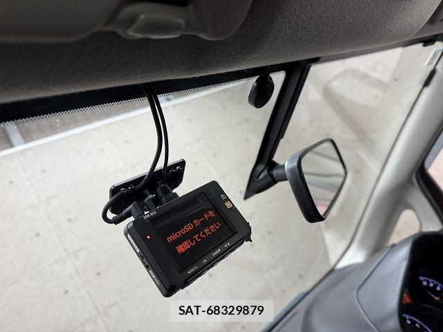 Nissan NOTE 2014-02 8367886-19