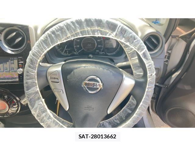 Nissan NOTE 2015-12 8367901-9